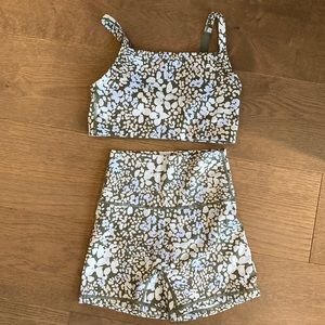 Aerie SET - Offline 4" Bike Short +Square Neck Bra